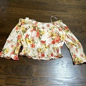 Floral Top Off Shoulder Size Small